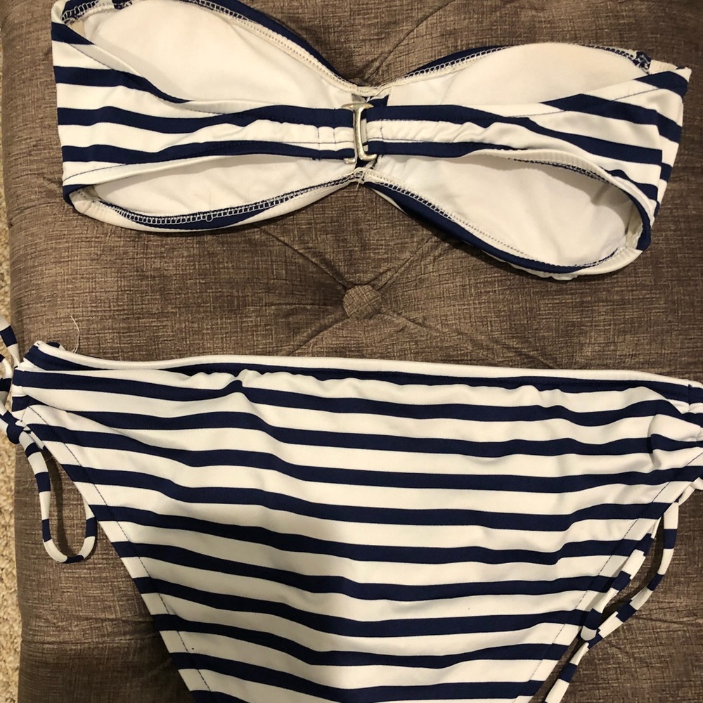 strapless bikini - Picture 2 of 5